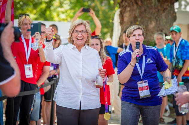 17.06.2026, Saarland, Saarbrücken. Ministerpräsidentin Anke Rehlinger besucht am Mittwoch die Leichtathletikwettkämpfe der Special Olympics im Stadion am Kieselhumes.