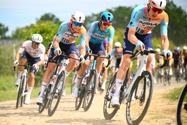 Baloise Belgium Tour 2026 Stage 1 SCHERPENHEUVEN-ZICHEM, BELGIUM - JUNE 17 : riders of team NSN Cycling Team during stage 1 of the 95th edition of Baloise Tour of Belgium an UCI ProSeries 2.Pro cycling road race stage for Men Elite of 187.9 km with start in Scherpenheuven-Zichem and finish in Scherpenheuven-Zichem on June 17, 2026 in Scherpenheuven-Zichem, Belgium, 17 06 2026 ( Motordriver Stephan Boone - Scherpenheuven-Zichem Belgium  Copyright: xTomasxSiskx