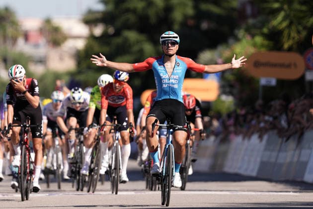 Italy s Matteo Fiorin of Solme Olmo Arvedi stage winner during Stage 4 of the Giro Next Gen 2026, from Matera to Corato (Molino Casillo), Italy, Wednesday, June 17, 2026.  Copyright: xMassimoxPaolone LaPressex