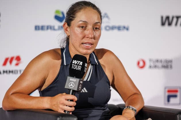Berlin, 15.06.26, Tennis: VANDA Pharmaceuticals BERLIN TENNIS OPEN 2026 im Steffi-Graf-Stadion. Damen, Einzel. J. Pegula (USA) vs K. Siniakova (CZE). Jessica Pegula spricht bei einem Interview. VANDA Pharmaceuticals BERLIN TENNIS OPEN 2026