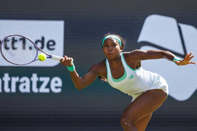 Berlin, 15.06.26, Tennis: VANDA Pharmaceuticals BERLIN TENNIS OPEN 2026 im Steffi-Graf-Stadion. Damen, Einzel. P. Badosa (ESP) vs C. Gauff (USA). Coco Gauff retourniert einen Ball. VANDA Pharmaceuticals BERLIN TENNIS OPEN 2026 *** Berlin, June 15, 2026, Tennis