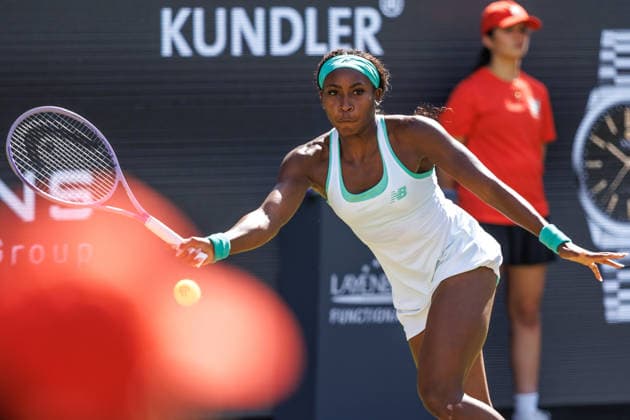 Berlin, 15.06.26, Tennis: VANDA Pharmaceuticals BERLIN TENNIS OPEN 2026 im Steffi-Graf-Stadion. Damen, Einzel. P. Badosa (ESP) vs C. Gauff (USA). Coco Gauff retourniert einen Ball. VANDA Pharmaceuticals BERLIN TENNIS OPEN 2026