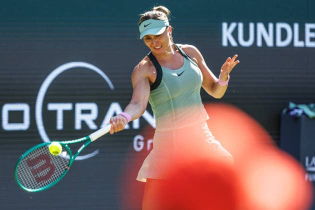 Berlin, 15.06.26, Tennis: VANDA Pharmaceuticals BERLIN TENNIS OPEN 2026 im Steffi-Graf-Stadion. Damen, Einzel. P. Badosa (ESP) vs C. Gauff (USA). Paula Badosa retourniert einen Ball. VANDA Pharmaceuticals BERLIN TENNIS OPEN 2026
