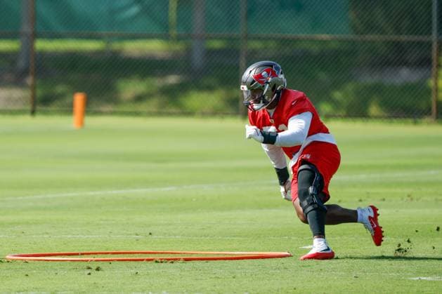 June 17, 2026, Tampa, Florida, USA: Tampa Bay Buccaneers linebacker David Walker (51) runs around a hoop, while working on a defensive drill during mandatory minicamp at the AdventHealth Training Center in Tampa on Wednesday, June 17, 2026. Tampa USA - ZUMAs70_ 0859378126st Copyright: xJeffereexWoox