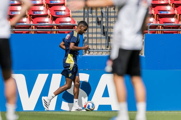 260617 Alexander Isak of the Swedish national football team at a training session during day 7 of the FIFA World Cup, WM, Weltmeisterschaft, Fussball 2026 on June 17, 2026 in Dallas. Photo: Petter Arvidson BILDBYRAN kod PA PA1238 fotboll football soccer fotball vm fotbolls-vm fotball-vm fotbolls-vm 2026 fifa world cup 2026 träning practice training sverige sweden sverige a day 7 bbeng
