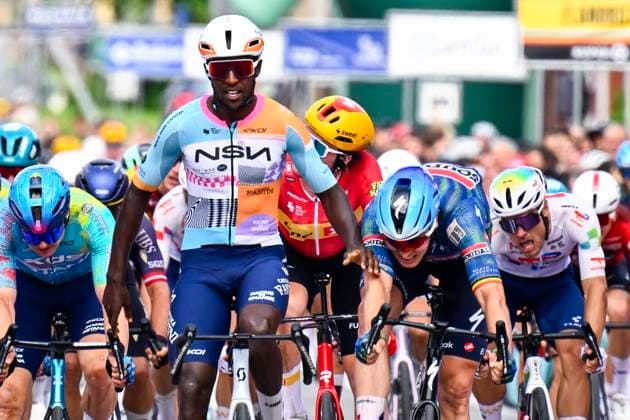 Baloise Belgium Tour 2026 Stage 1 SCHERPENHEUVEN-ZICHEM, BELGIUM - JUNE 17 : Merlier Tim (BEL) of Soudal Quick Step, Girmay Biniam (ERI) of NSN Cycling Team at the finish line during stage 1 of the 95th edition of Baloise Tour of Belgium an UCI ProSeries 2.Pro cycling road race stage for Men Elite of 187.9 km with start in Scherpenheuven-Zichem and finish in Scherpenheuven-Zichem on June 17, 2026 in Scherpenheuven-Zichem, Belgium, 17 06 2026 ( Motordriver Stephan Boone - Scherpenheuven-Zichem Belgium  Copyright: xTomasxSiskx