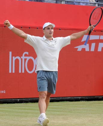 Tennis - HSBC Queen™s Club Championships - Men s ATP, Tennis Herren Tour 500 Tournament - Queen™s Club, London - Wednesday 17th June 2026 Men™s Singles, Second Round; Andy Murray Arena: Adrian Mannarino (FRA) vs. Arthur Fery (GBR) Arthur Fery celebrates winning match point COLORSPORT ANDREW COWIE 