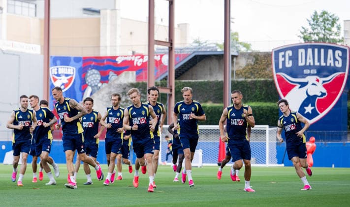 260617 Gustaf Nilsson, Daniel Svensson, Herman Johansson, Gustaf Lagerbielke and Elliot Stroud of the Swedish national football team at a training session during day 7 of the FIFA World Cup, WM, Weltmeisterschaft, Fussball 2026 on June 17, 2026 in Dallas. Photo: Petter Arvidson BILDBYRAN kod PA PA1238 fotboll football soccer fotball vm fotbolls-vm fotball-vm fotbolls-vm 2026 fifa world cup 2026 träning practice training sverige sweden sverige a day 7 bbeng