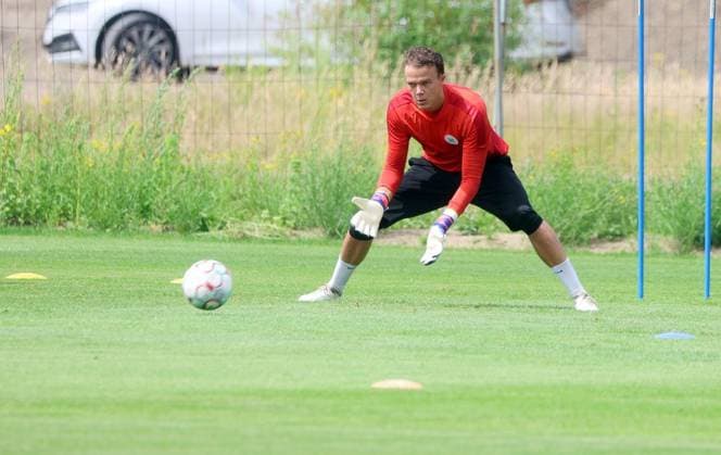 Fußball regionalliga : Trainingsauftakt bei Rot Weiß Oberhausen ** NUR FÜR REDAKTIONELLE ZWECKE ** EDITORIAL USE ONLY **<p>Trainingsauftakt bei RWO in Oberhausen am Mittwoch, den 17. Juni 2026 Deutschland NRW Oberhausen Copyright: KerstinxBögeholz