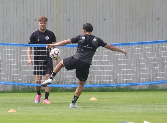 Fußball regionalliga : Trainingsauftakt bei Rot Weiß Oberhausen ** NUR FÜR REDAKTIONELLE ZWECKE ** EDITORIAL USE ONLY **<p>Trainingsauftakt bei RWO in Oberhausen am Mittwoch, den 17. Juni 2026 Deutschland NRW Oberhausen Copyright: KerstinxBögeholz