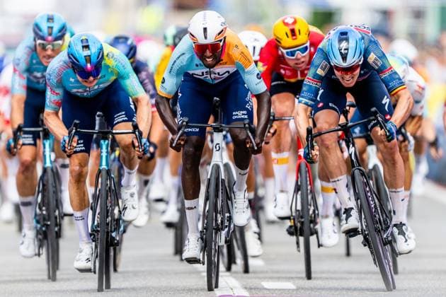 Eritrean Biniam Girmay of NSN Cycling Team and Belgian Tim Merlier of Soudal Quick-Step sprint to the finish of stage 1 of the Baloise Belgium Tour cycling race, 187,9 km with start and finish in Scherpenheuvel-Zichem, Wednesday 17 June 2026. The Baloise Belgium Tour takes place from 17 to 21 June. JASPERxJACOBS  x177943875x
