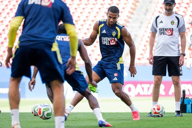 260617 Isak Hien of the Swedish national football team at a training session during day 7 of the FIFA World Cup, WM, Weltmeisterschaft, Fussball 2026 on June 17, 2026 in Dallas. Photo: Petter Arvidson BILDBYRAN kod PA PA1238 fotboll football soccer fotball vm fotbolls-vm fotball-vm fotbolls-vm 2026 fifa world cup 2026 träning practice training sverige sweden sverige a day 7 bbeng