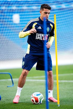 DALLAS, USA 20260617 Sweden s Anthony Elanga during the men s national team, Nationalteam training on Wednesday at FC Dallas Stadium, ahead of the group stage match against the Netherlands in the World Cup.