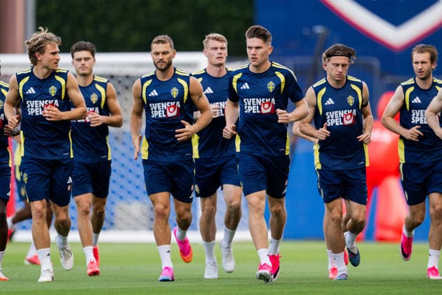 260617 Carl Starfelt, Jesper Karlström, Eric Smith, Viktor Gyökeres, Mattias Svanberg and Benjamin Nygren of the Swedish national football team at a training session during day 7 of the FIFA World Cup, WM, Weltmeisterschaft, Fussball 2026 on June 17, 2026 in Dallas. Photo: Petter Arvidson BILDBYRAN kod PA PA1238 fotboll football soccer fotball vm fotbolls-vm fotball-vm fotbolls-vm 2026 fifa world cup 2026 träning practice training sverige sweden sverige a day 7 bbeng