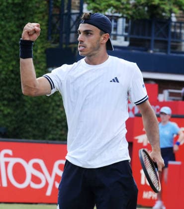 Tennis - HSBC Queen™s Club Championships - Men s ATP, Tennis Herren Tour 500 Tournament - Queen™s Club, London - Wednesday 17th June 2026 Men™s Singles, Second Round; Andy Murray Arena: Jenson Brooksby (USA) vs. Francisco Cerundolo (ARG) Francisco Cerundolo celebrates COLORSPORT ANDREW COWIE 