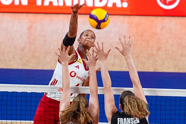 Turkiye v Belgium - FIVB Women s Volleyball Nations League??????? ANKARA, TURKIYE - JUNE 17: Melissa Vargas (4) of Turkiye in action during 2026 FIVB Women s Volleyball Nations League match between Turkiye and Belgium at the Ankara Sports Hall, in Ankara, Turkiye, on June 17, 2026. Omer Taha Cetin Anadolu Ankara Turkey. Editorial use only. Please get in touch for any other usage.  Copyright: x2026xAnadoluxOmerxTahaxCetinx