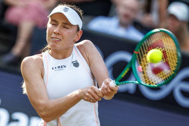 Berlin, 15.06.26, Tennis: VANDA Pharmaceuticals BERLIN TENNIS OPEN 2026 im Steffi-Graf-Stadion. Damen, Einzel. A. Sabalenka vs E. Alexandrova. E. Alexandrova retourniert einen Ball. VANDA Pharmaceuticals BERLIN TENNIS OPEN 2026