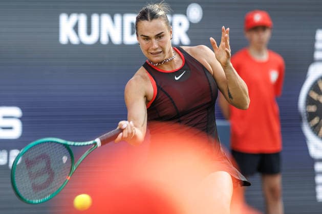 Berlin, 15.06.26, Tennis: VANDA Pharmaceuticals BERLIN TENNIS OPEN 2026 im Steffi-Graf-Stadion. Damen, Einzel. A. Sabalenka vs E. Alexandrova. A. Sabalenka retourniert einen Ball. VANDA Pharmaceuticals BERLIN TENNIS OPEN 2026