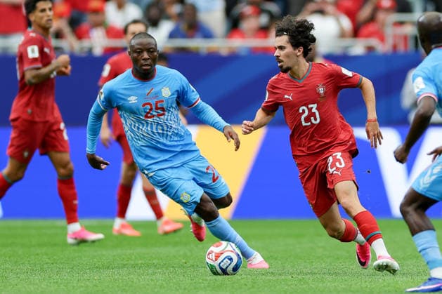 Edo Kayembe (Congo DR) und Vitinha (Portugal) battle for the ball during the FIFA World Cup, WM, Weltmeisterschaft, Fussball 2026 Group K match between Portugal and Congo DR at Houston Stadium on June 17, 2026 in Houston, United States. (Photo by Torbjorn Tande DeFodi Images) -