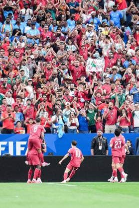 Joao Neves of Portugal and team mates celebrate after scoring the team s first goal during a FIFA Men’s World Cup 2026 Group Stage football match between Portugal and Congo DR at Houston Stadium, in Kansas City on June 17th 2026 (Photo by Alexandra Fechete SPP)  Copyright: xAlexandraxFechete SPPx Sportspressphoto_SPR168613