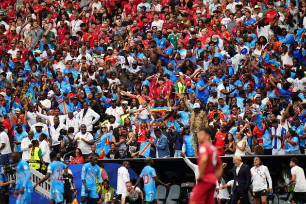 Portugal v DR Congo - FIFA World Cup, WM, Weltmeisterschaft, Fussball 2026 - Group K HOUSTON, USA - JUNE 17: Fans celebrate after Yoane Wissa (20) of DR Congo scored a goal during the 2026 FIFA World Cup First Stage Group K match between Portugal and DR Congo at NRG Stadium (Houston Stadium) in Houston, Texas, United States on June 17, 2026. Hakan Akgun Anadolu Texas United States. Editorial use only. Please get in touch for any other usage.  Copyright: x2026xAnadoluxHakanxAkgunx