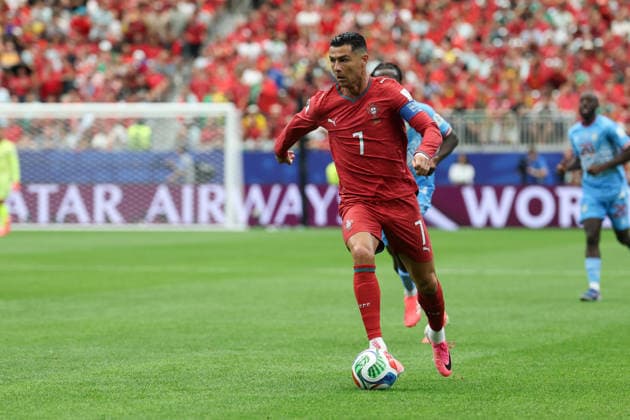 HOUSTON, TX - JUNE 17: Cristiano Ronaldo 7 of Portugal controls the ball during the FIFA World Cup, WM, Weltmeisterschaft, Fussball 2026 Group K match between Portugal and Congo DR on June 17, 2026, at Houston Stadium in Houston, Texas. (Photo by David Buono Icon Sportswire) SOCCER: JUN 17 FIFA World Cup 26 Group K - Portugal vs Congo DR EDITORIAL USE ONLY Icon260617014