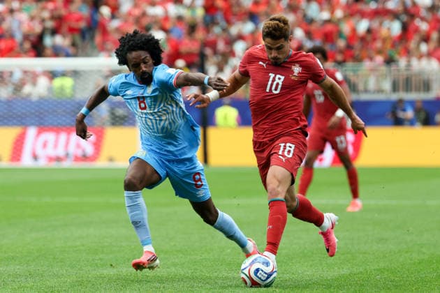 HOUSTON, TX - JUNE 17: Pedro Neto 18 of Portugal controls the ball while being pursued by Samuel Moutoussamy 8 of DR Congo during the FIFA World Cup, WM, Weltmeisterschaft, Fussball 2026 Group K match between Portugal and Congo DR on June 17, 2026, at Houston Stadium in Houston, Texas. (Photo by David Buono Icon Sportswire) SOCCER: JUN 17 FIFA World Cup 26 Group K - Portugal vs Congo DR EDITORIAL USE ONLY Icon260617027