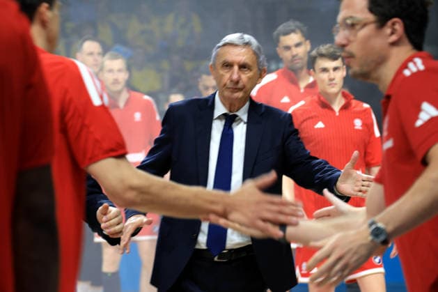 DEU, easyCredit BBL, ALBA vs. Bayern Muenchen, 17.06.2026, Uber-Arena, Berlin, DEU, easyCredit BBL, ALBA vs. Bayern Muenchen, im Bild Head Coach Svetislav Pesic (FC Bayern Muenchen)