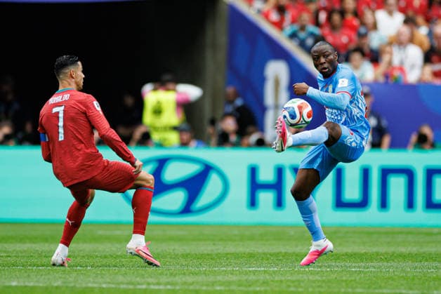 Cristiano Ronaldo and Edo Kayembe seen during FIFA World Cup, WM, Weltmeisterschaft, Fussball 2026 game between national teams of Portugal and DR Congo (Grzegorz Wajda Ball Raw Images) Arlington Dallas Stadium USA Copyright: xGrzegorzxWajdax grzegorzwajda_portugal_drcongo_25226_4-18