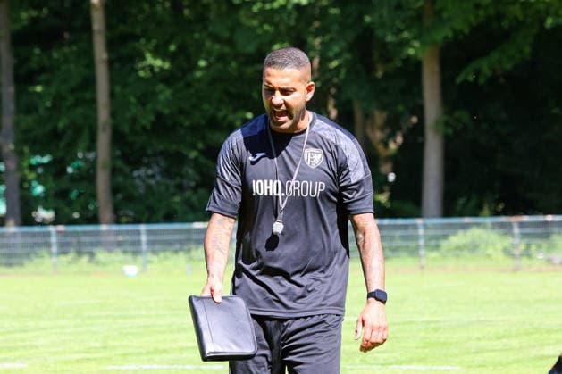 Bild: Alain Karim (Trainer) ---Trainingsauftakt des Greifswalder FC Regionalliga Nordost 17.06.2026 in Greifswald
