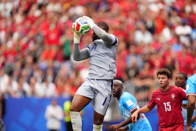 Portugal v DR Congo - FIFA World Cup, WM, Weltmeisterschaft, Fussball 2026 - Group K HOUSTON, USA - JUNE 17: Lionel Mpasi (1) of DR Congo in action during the 2026 FIFA World Cup First Stage Group K match between Portugal and DR Congo at NRG Stadium (Houston Stadium) in Houston, Texas, United States on June 17, 2026. Hakan Akgun Anadolu Texas United States. Editorial use only. Please get in touch for any other usage.  Copyright: x2026xAnadoluxHakanxAkgunx