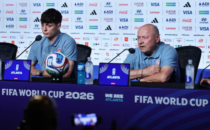 FIFA World Cup, WM, Weltmeisterschaft, Fussball 2026 - Czechia press conference, PK, Pressekonferenz Head coach of Czechia Miroslav Koubek (R) and player Ladislav Krejci (L) attend a press conference in Atlanta, Georgia, USA, 17 June 2026. Czechia will face South Africa on 18 June in a FIFA World Cup 2026 group A match. ATLANTA United States  Copyright: xRONALDxWITTEKx