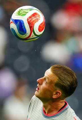 Jordan Pickford of England England v Croatia, 2026 FIFA World Cup, WM, Weltmeisterschaft, Fussball Group L, Football, Dallas Stadium, Arlington, Texas, USA - 17 Jun 2026Arlington Dallas Stadium Texas (TX) United States of America EDITORIAL USE ONLY No use with unauthorised audio, video, data, fixture lists, club league logos or live services. Online in-match use limited to 120 images, no video emulation. No use in betting, games or single club league player publications.  Copyright: xJavierxGarcia Shutterstockx 16928920w