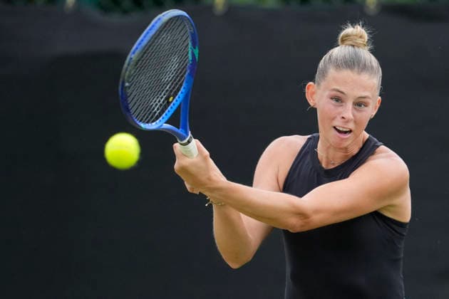 Lexus Nottingham Open - Day Three Alicia Dudeney of Great Britain competes during the Round of 16 doubles match at the 2026 Lexus Nottingham Open Women s tennis tournament at the Nottingham Tennis Centre in Nottingham, England, on June 17, 2026. London Great Britain United Kingdom  Copyright: xOwenxHammondx originalFilename:hammond-2026lexu260617_npTha.jpg
