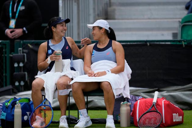 Lexus Nottingham Open - Day Three Aldila Sutjiadi and Janice Tjen of Indonesia compete in their round of 16 doubles match at the 2026 Lexus Nottingham Open Women s tennis tournament at the Nottingham Tennis Centre in Nottingham, England, on June 17, 2026. London Great Britain United Kingdom  Copyright: xOwenxHammondx originalFilename:hammond-2026lexu260617_npXqR.jpg
