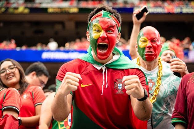 June 17, 2026: Portugal fans support their team before the FIFA World Cup, WM, Weltmeisterschaft, Fussball 2026 Group K soccer game between Portugal and DR Congo at the Houston Stadium in Houston, TX, Wednesday, June 17, 2026. World Cup 2026: Portugal 1:1 DR Congo  - ZUMAp213 20260617_znp_p213_008 Copyright: xLynnxPenningtonx