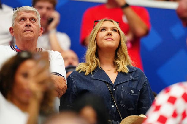 Kate Kane, wife of Harry Kane England v Croatia, 2026 FIFA World Cup, WM, Weltmeisterschaft, Fussball Group L, Football, Dallas Stadium, Arlington, Texas, USA - 17 Jun 2026Arlington Dallas Stadium Texas (TX) United States of America EDITORIAL USE ONLY No use with unauthorised audio, video, data, fixture lists, club league logos or live services. Online in-match use limited to 120 images, no video emulation. No use in betting, games or single club league player publications.  Copyright: xJavierxGarcia Shutterstockx 16928920bb