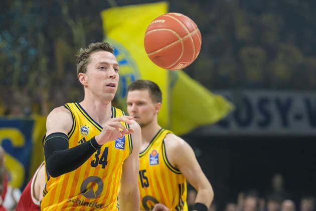 im Bild v.l.: Justin Bean (ALBA 34), GER, Berlin, Basketball, Alba Berlin vs FC Bayern Basketball, Albatrosse, Finalspiel 3 um die Deutsche Meisterschaft, in der Max-Schmeling-Halle, 17.06.2026,
