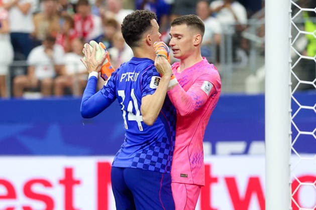 England v Croatia: Group L - FIFA World Cup, WM, Weltmeisterschaft, Fussball 2026 Ivan Perisic and Dominik Livakovic of Croatia during the FIFA World Cup 2026 Group L match between England and Croatia at Dallas Stadium on June 17, 2026 in Dallas, Texas.  SanjinxStrukic PIXSELL