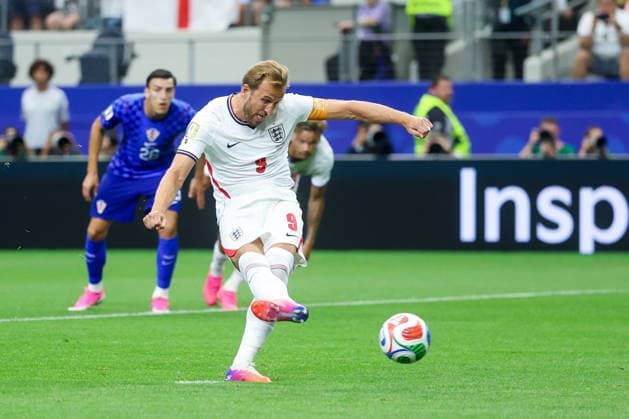 England v Croatia: Group L - FIFA World Cup, WM, Weltmeisterschaft, Fussball 2026 Harry Kane of England scores his team s first goal from the penalty spot during the FIFA World Cup 2026 Group L match between England and Croatia at Dallas Stadium on June 17, 2026 in Dallas, Texas.  SanjinxStrukic PIXSELL