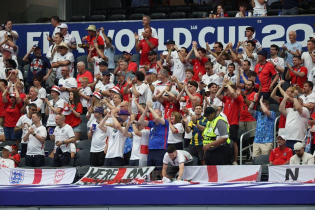 Fans cheer ahead of a Group L match of the 2026 FIFA World Cup, WM, Weltmeisterschaft, Fussball between England and Croatia at AT&T Stadium in Dallas, USA, 17 June 2026. FIFA World Cup 2026: England - Croatia !ACHTUNG: NUR REDAKTIONELLE NUTZUNG!  Copyright: xKennethxFernándezx GR3379 0859403403st