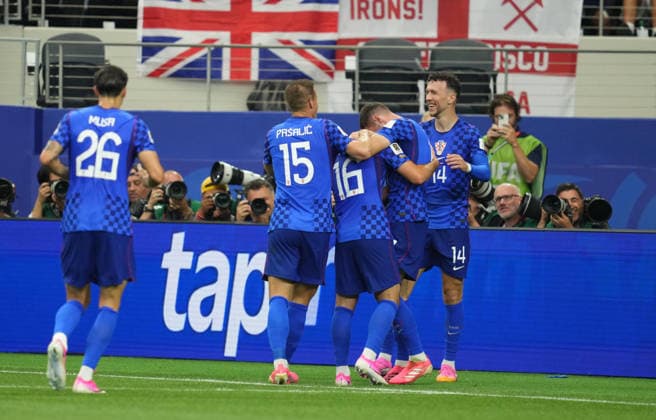Martin Baturina (Croatia) scores and celebrates his teams first goal during England and Croatia, Group L FIFA World Cup, WM, Weltmeisterschaft, Fussball 2026, Dallas Stadium, Arlington, United States on June 17, 2026. Thor Wegner DeFodi Images. (Photo by DeFodi Images) -