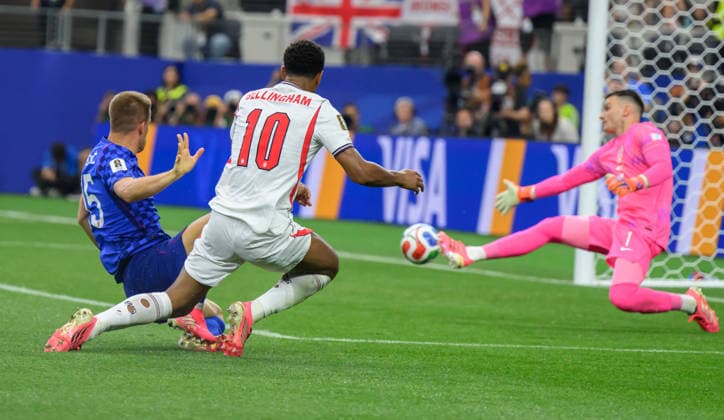 17 June 2026 - England v Croatia - Dallas Stadium - 2026 World Cup - USA. 17 June 2026 - England v Croatia - Dallas Stadium - 2026 World Cup - USA. Jude Bellingham scores England s 3rd goal. Picture : Mark Pain DALLAS USA  Copyright: xMarkxPainx
