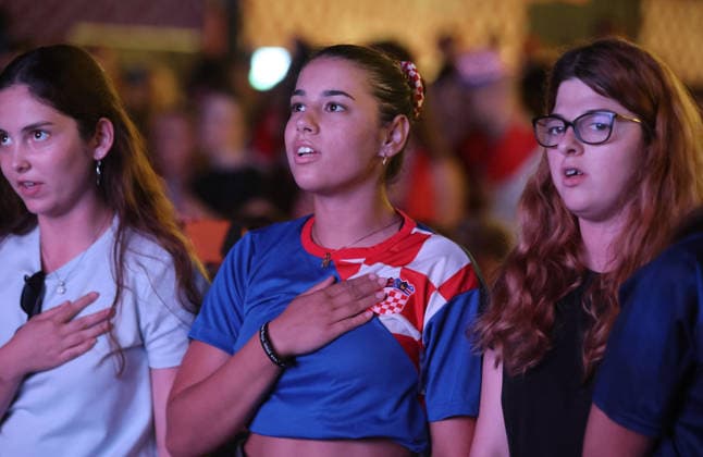260617_PXL_fans world cup 2026 Fan atmosphere while watching the match between Croatia and England at Zvonec park in Split, Croatia, on June 17, 2026.  IvoxCagalj PIXSELL