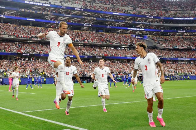 Harry Kane (L) of England celebrates a penalty kick goal during a Group L match at the 2026 FIFA World Cup, WM, Weltmeisterschaft, Fussball between England and Croatia at AT&T Stadium in Dallas, USA, 17 June 2026. FIFA World Cup 2026 - Group L - England vs Croatia !ACHTUNG: NUR REDAKTIONELLE NUTZUNG!  Copyright: xMariscalx GR3452 20260617-55020628090_1