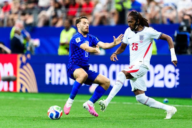 260617 Nikola Vlasic of Croatia and Djed Spence of England during the FIFA World Cup, WM, Weltmeisterschaft, Fussball 2026 football match between England and Croatia on June 17, 2026 in Dallas. Photo: Joel Marklund BILDBYRAN kod JM JM0826 bbeng fotboll football soccer fotball vm fotbolls-vm fotball-vm fotbolls-vm 2026 fifa world cup 2026 england kroatien croatia