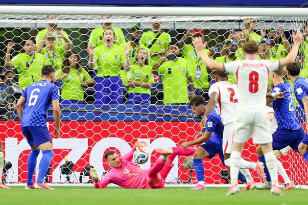 England v Croatia: Group L - FIFA World Cup, WM, Weltmeisterschaft, Fussball 2026 Dominik Livakovic of Croatia in action during the FIFA World Cup 2026 Group L match between England and Croatia at Dallas Stadium on June 17, 2026 in Dallas, Texas.  SanjinxStrukic PIXSELL
