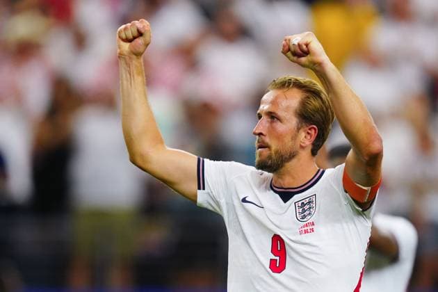Harry Kane of England celebrates victory England v Croatia, 2026 FIFA World Cup, WM, Weltmeisterschaft, Fussball Group L, Football, Dallas Stadium, Arlington, Texas, USA - 17 Jun 2026Arlington Dallas Stadium Texas (TX) United States of America EDITORIAL USE ONLY No use with unauthorised audio, video, data, fixture lists, club league logos or live services. Online in-match use limited to 120 images, no video emulation. No use in betting, games or single club league player publications.  Copyright: xJavierxGarcia Shutterstockx 16928920ek
