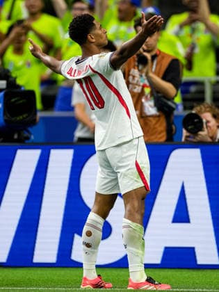 DALLAS, TEXAS - JUNE 17: Jude Bellingham of England celebrates after scoring his team s third goal during the FIFA World Cup, WM, Weltmeisterschaft, Fussball 2026 Group L match between England and Croatia at Dallas Stadium on June 17, 2026 in Dallas, Texas.  Copyright: xMBxMediax