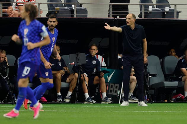England head coach Thomas Tuchel (R) directs during a Group L match at the 2026 FIFA World Cup, WM, Weltmeisterschaft, Fussball between England and Croatia at AT&T Stadium in Dallas, USA, 17 June 2026. FIFA World Cup 2026 - Group L - England vs Croatia !ACHTUNG: NUR REDAKTIONELLE NUTZUNG!  Copyright: xMariscalx GR4030 20260617-55020628462_1